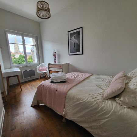Apartamento Le P'Tit Nid Parthenay Exterior foto